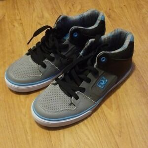 DC shoe size‎ 5y